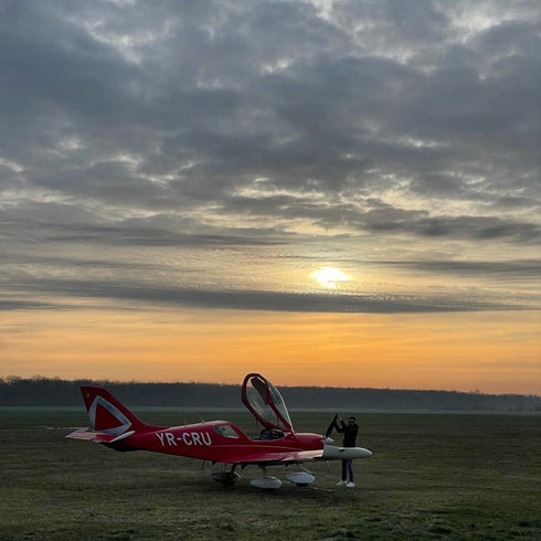 Zbor de initiere cu avionul in Satu Mare